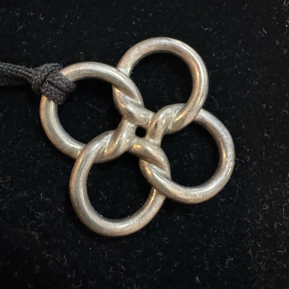 Tiffany & Co Elsa Peretti knot necklace - Picture 1 of 3